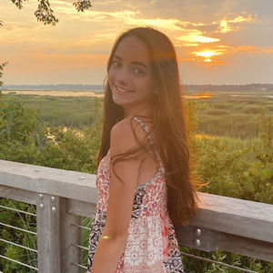 Meet your Posher, Natalie